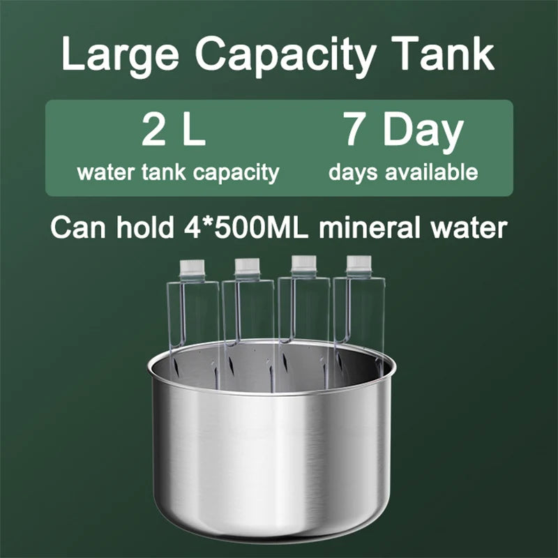 Réservoir en acier inoxydable de 2L, capable de contenir 4 bouteilles de 500ML d'eau minérale.