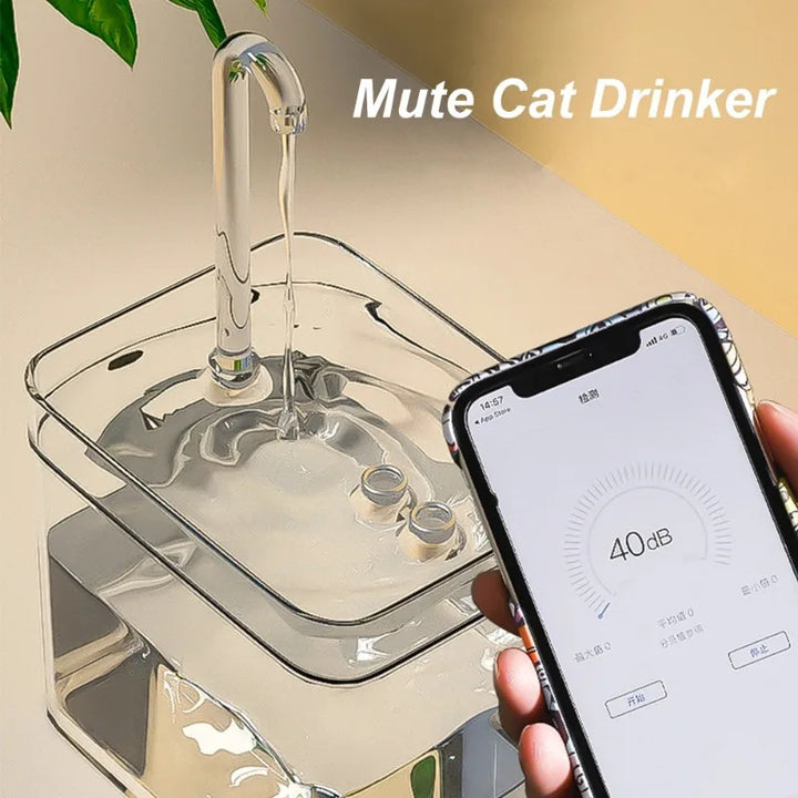 Fontaine pour chat silencieuse en plastique transparent avec étage supérieur, 40 dB de bruit.
