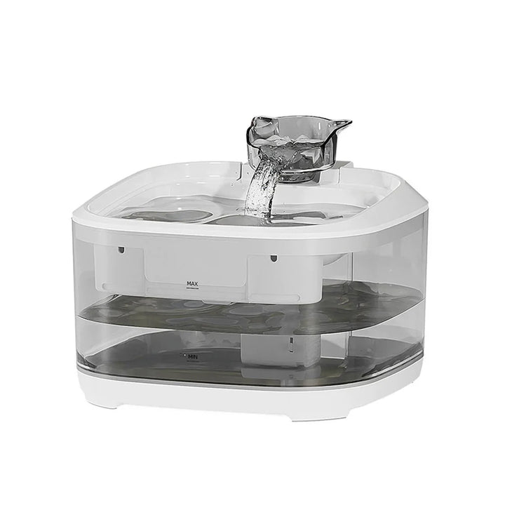Fontaine à eau pour animaux, blanche, en plastique, avec réservoir transparent et débit d'eau réglable.